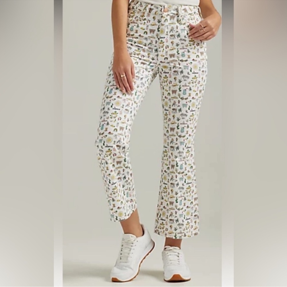 Cropped Flare White Printed Lemonade Cowgirl Icon Women's Jeans
